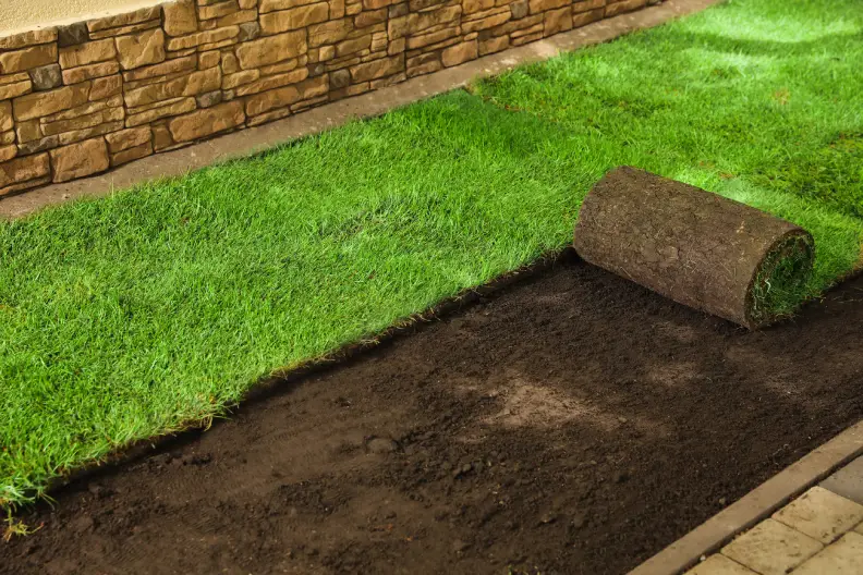 How to Lay Sod Over an Existing Lawn in Toms River, NJ